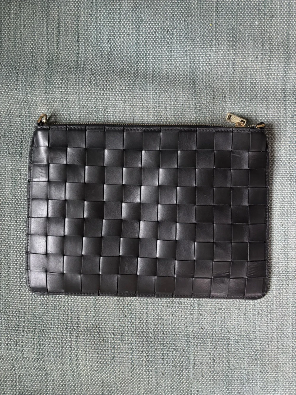 Quince Italian Leather Handwoven Convertible Crossbody - Picture 4 of 7